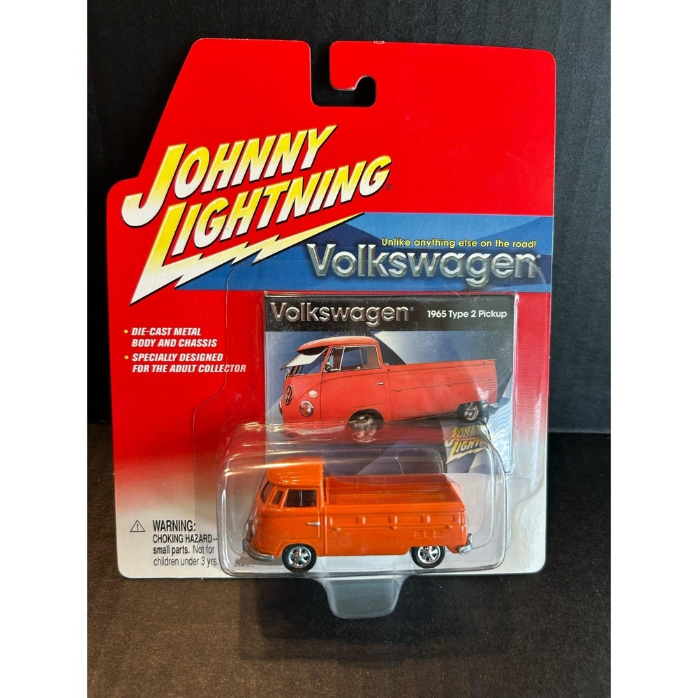 Johnny Lightning 1965 VOLKSWAGEN TYPE 2 PICKUP TRUCK ( Orange ) Die-Cast 1:64